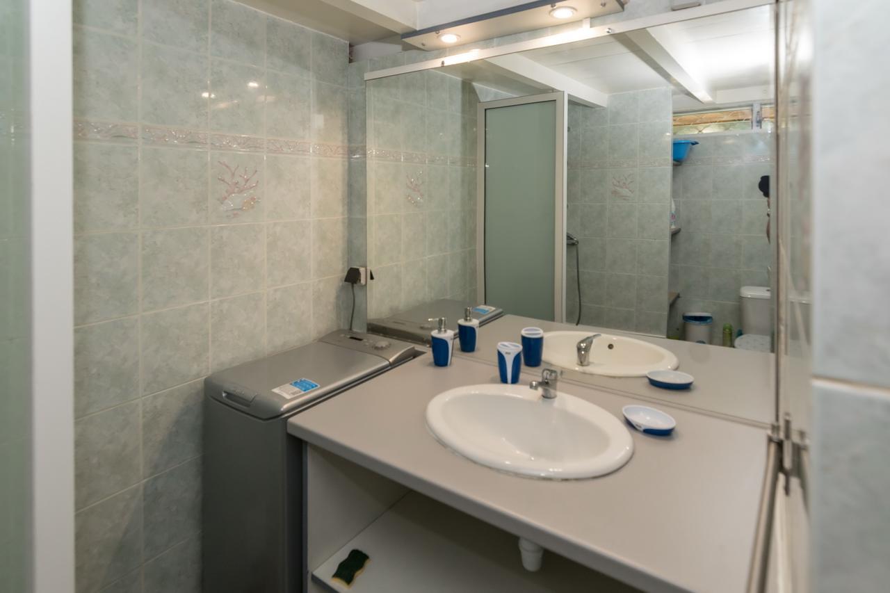Superbe Studio En Duplex, Vue Sur Mer Et Piscine Apartment Le Gosier  Exterior photo